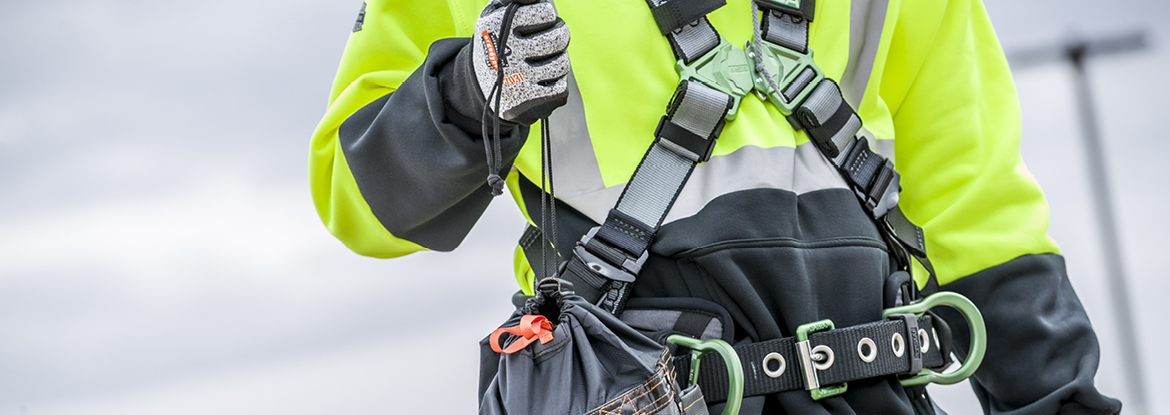 What is the Difference Between a Safety Positioning Belt with Suspensi —  KwikSafety